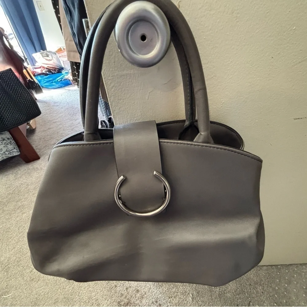 Elegant Gray Leather Handbag